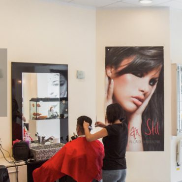 salon-coafor-frizeri-manichiura-cosmetica-epilat-saloane-frumusete-infrumusetare-sector3-max-stil-prevederii salon-coafor-frizeri-manichiura-cosmetica-epilat-saloane-frumusete-infrumusetare-sector3-max-stil-prevederii