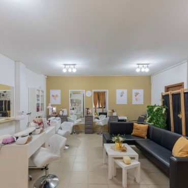 Color Style Salon sector 4 frumusete Bucuresti Color Style Salon sector 4 frumusete Bucuresti